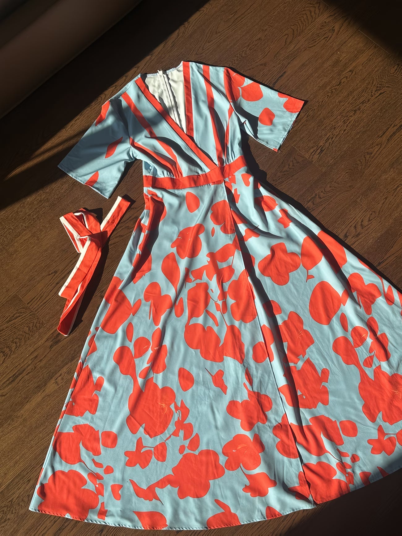 Valentina™ | Abito Maxi Elegante con Scollo Profondo